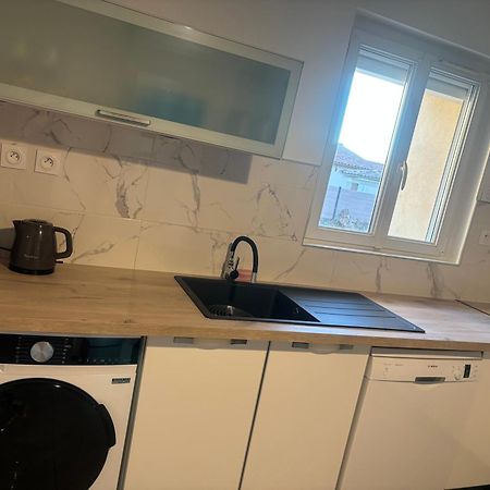 Sky Housse Villa Ales Bagian luar foto